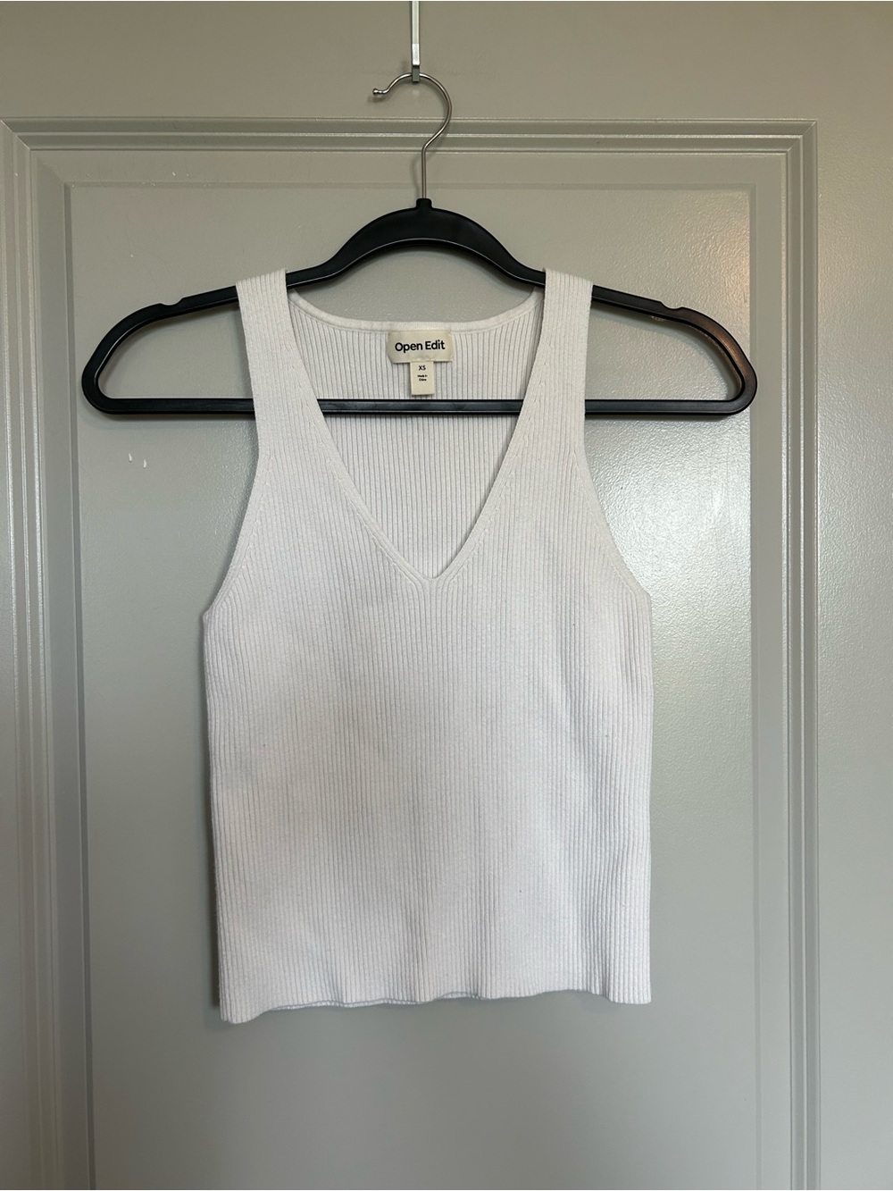 Open Edit White Ribbed V-Neck Tank